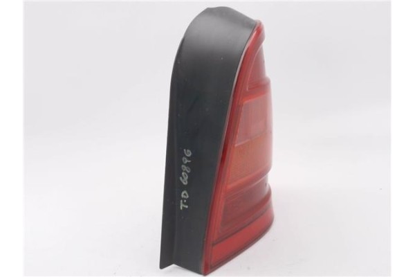 Recambio de piloto trasero derecho para mercedes-benz clase a (bm 168) 1.9 190 (168.032) referencia OEM IAM 1688201064R 33105960