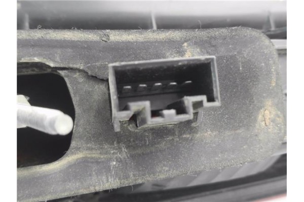 Recambio de piloto trasero izquierdo para ford fiesta v (jh_, jd_) 1.4 tdci referencia OEM IAM 2S6113N004AD  