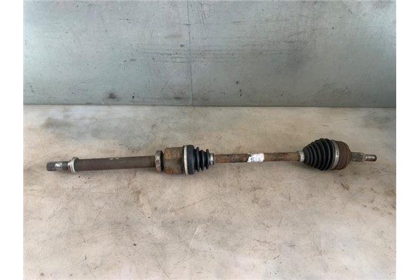 Recambio de palier delantero derecho para renault scenic iii (jz) 1.5 grand expression referencia OEM IAM 8200725502  