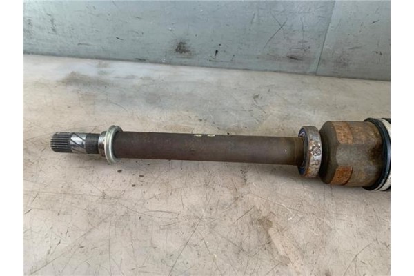 Recambio de palier delantero derecho para renault scenic iii (jz) 1.5 grand expression referencia OEM IAM 8200725502  