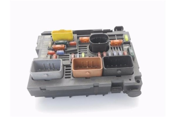 Recambio de bsm para peugeot 5008 1.6 premium referencia OEM IAM 9667044980  