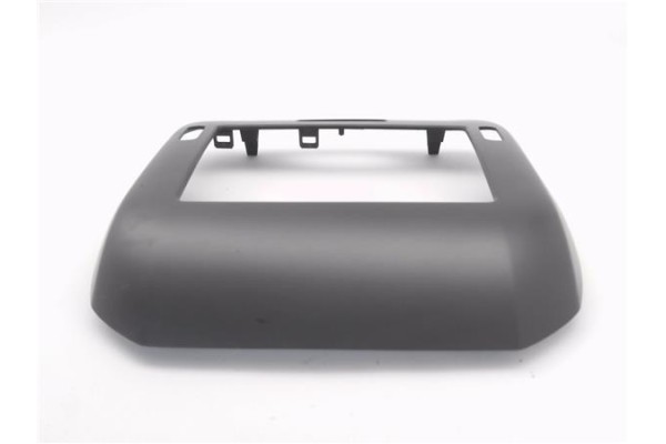 Recambio de embellecedor consola central para peugeot 5008 1.6 premium referencia OEM IAM 9685092177  