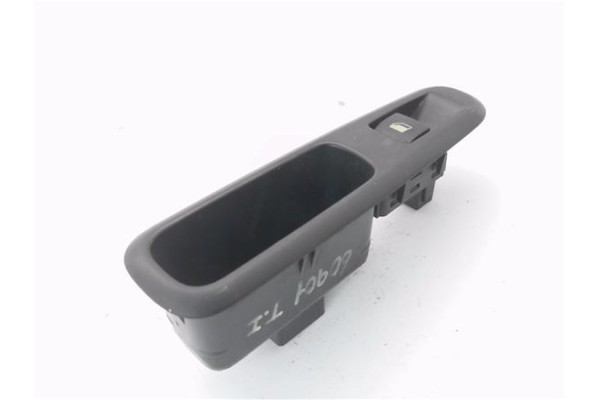 Recambio de mando elevalunas trasero izquierdo para peugeot 5008 1.6 premium referencia OEM IAM 96759764ZD  