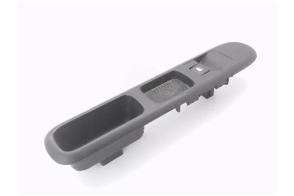 Recambio de mando elevalunas delantero derecho para peugeot 5008 1.6 premium referencia OEM IAM 96650618ZD  