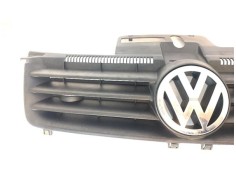 Recambio de rejilla capo para volkswagen polo iv (9n1) 1.9 sdi referencia OEM IAM 6Q853653C  
