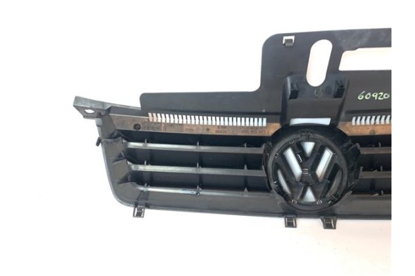 Recambio de rejilla capo para volkswagen polo iv (9n1) 1.9 sdi referencia OEM IAM 6Q853653C  