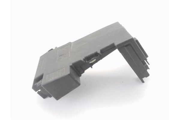 Recambio de caja fusibles/rele para peugeot 5008 1.6 premium referencia OEM IAM 9666527680 97993N02 