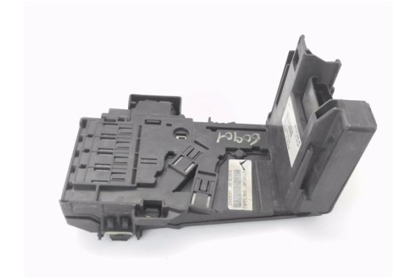 Recambio de caja fusibles/rele para peugeot 5008 1.6 premium referencia OEM IAM 9666527680 97993N02 