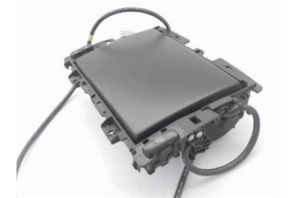 Recambio de pantalla para peugeot 5008 1.6 premium referencia OEM IAM 96735367ZD A2C53387489 