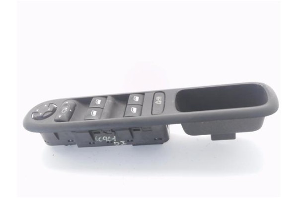 Recambio de mando elevalunas delantero izquierdo para peugeot 5008 1.6 premium referencia OEM IAM 96650621ZD 30170357R 