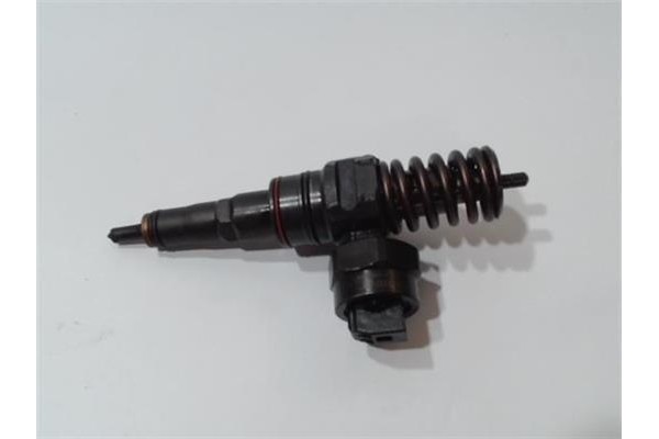 Recambio de inyector para audi a4 avant (b5) 1.9 tdi quattro referencia OEM IAM 038130073F 0414720007 