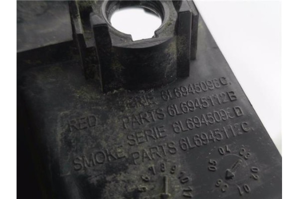 Recambio de piloto trasero derecho para seat ibiza (6l1) 1.4 16v referencia OEM IAM 6L6945096C 6L6945112B 