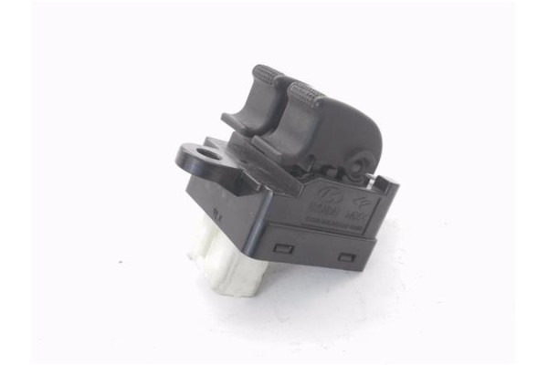 Recambio de mando elevalunas delantero izquierdo para hyundai atos prime (mx) 1.1 referencia OEM IAM 9357005050 9358005000 
