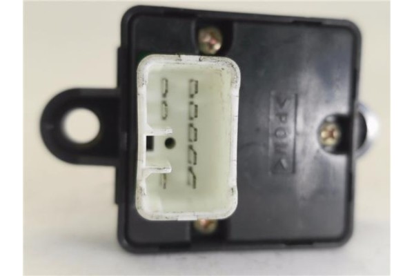 Recambio de mando elevalunas delantero izquierdo para hyundai atos prime (mx) 1.1 referencia OEM IAM 9357005050 9358005000 