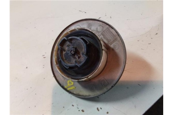 Recambio de tapon combustible para renault clio i fase i / ii (b/c57) 1.1 referencia OEM IAM    Recambio de tapon combustible para renault clio i fase i / ii (b/c57) 1.1 referencia OEM IAM