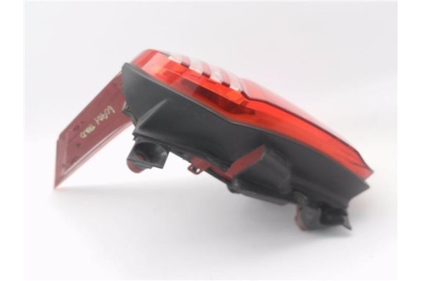 Recambio de piloto trasero derecho para peugeot 5008 1.6 premium referencia OEM IAM 9672666680  