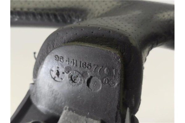 Recambio de volante para peugeot 206 cc cabrio-coupé 1.6 16v referencia OEM IAM 9644116577  