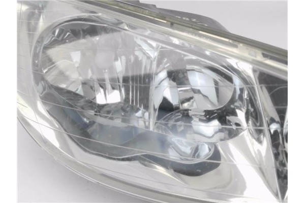 Recambio de faro delantero dcho para peugeot 206 cc cabrio-coupé 1.6 16v referencia OEM IAM 9660535580  