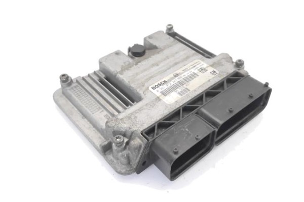 Recambio de centralita para saab 9-3 berlina 1.9 tid referencia OEM IAM 281012247  