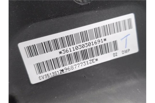 Recambio de volante para peugeot 5008 1.6 premium referencia OEM IAM 96877731ZE  