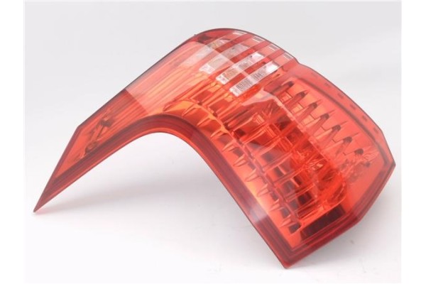 Recambio de piloto trasero izquierdo para peugeot 5008 1.6 premium referencia OEM IAM E208191  