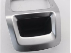 Recambio de embellecedor palanca cambio para peugeot 5008 1.6 premium referencia OEM IAM 9686375677 81300442 