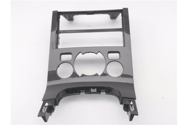 Recambio de embellecedor mando clima para peugeot 5008 1.6 premium referencia OEM IAM 9685099877 63191111 