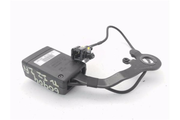 Recambio de anclaje cinturon trasero izquierdo para citroen c4 grand picasso/spacetourer 1.6 attraction referencia OEM IAM 98001