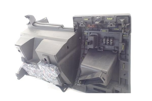 Recambio de guantera salpicadero para peugeot 5008 1.6 premium referencia OEM IAM 9685168577  