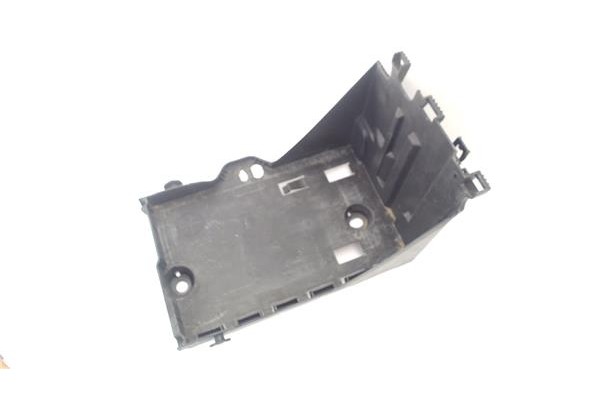 Recambio de soporte bateria para peugeot 5008 1.6 premium referencia OEM IAM 9663615380  