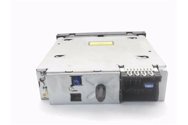 Recambio de autoradio para peugeot 5008 1.6 premium referencia OEM IAM 96751717XT  