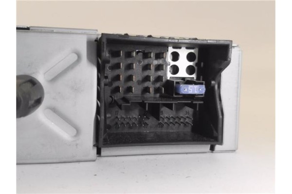 Recambio de autoradio para peugeot 5008 1.6 premium referencia OEM IAM 96751717XT  