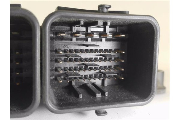 Recambio de centralita para peugeot 5008 1.6 premium referencia OEM IAM 9666325380 0261S04616 