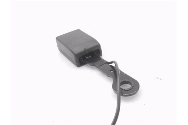 Recambio de anclaje cinturon trasero izquierdo para citroen c4 grand picasso/spacetourer 1.6 attraction referencia OEM IAM 96771