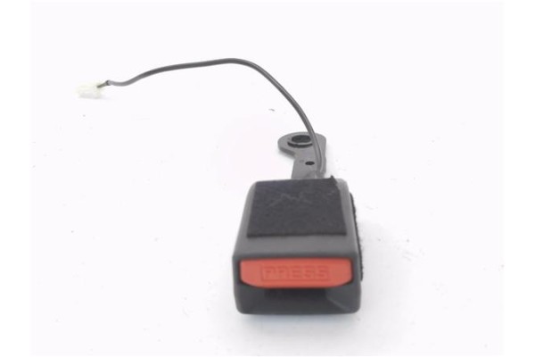 Recambio de anclaje cinturon trasero derecho para citroen c4 grand picasso/spacetourer 1.6 attraction referencia OEM IAM 9677118