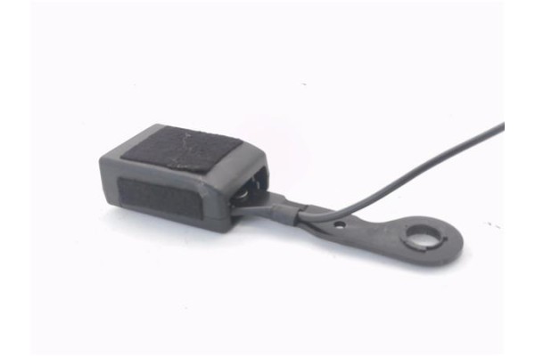 Recambio de anclaje cinturon trasero derecho para citroen c4 grand picasso/spacetourer 1.6 attraction referencia OEM IAM 9677118