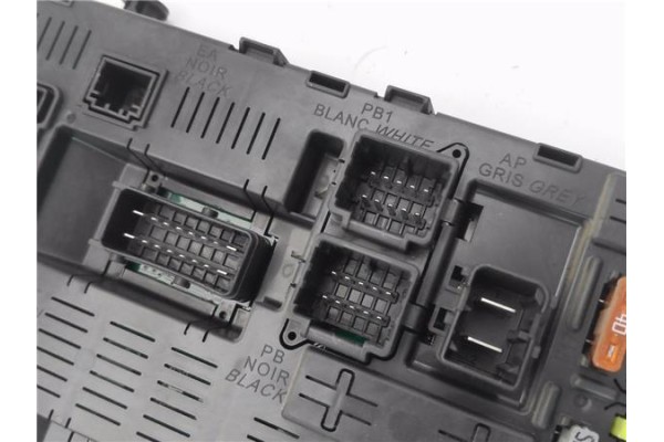 Recambio de bsi para peugeot 5008 1.6 premium referencia OEM IAM 9666895680  