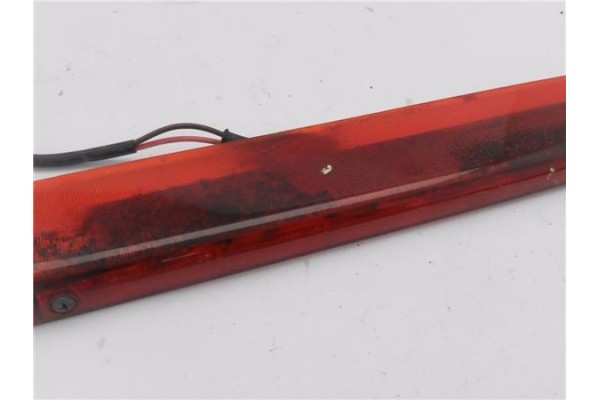 Recambio de luz central de freno para tata safari (42_fd) 2.1 referencia OEM IAM 146334  