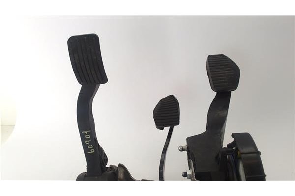 Recambio de juego pedales completo para peugeot 5008 1.6 premium referencia OEM IAM RB0280755167 PSA9671416880 