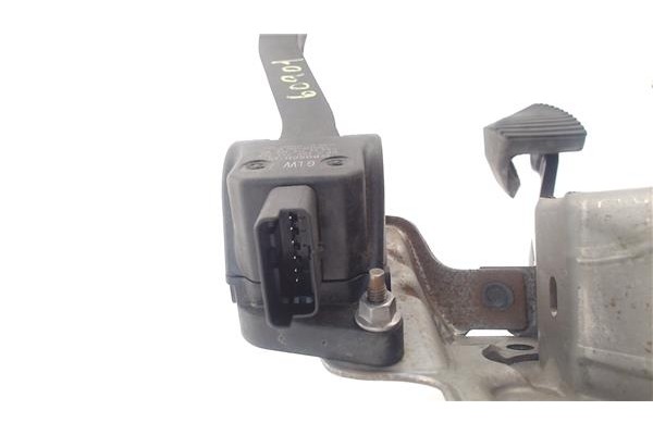 Recambio de juego pedales completo para peugeot 5008 1.6 premium referencia OEM IAM RB0280755167 PSA9671416880 