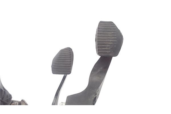 Recambio de juego pedales completo para peugeot 5008 1.6 premium referencia OEM IAM RB0280755167 PSA9671416880 