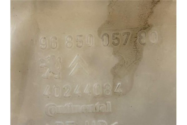 Recambio de deposito limpiaparabrisas para peugeot 5008 1.6 premium referencia OEM IAM 9685005780  