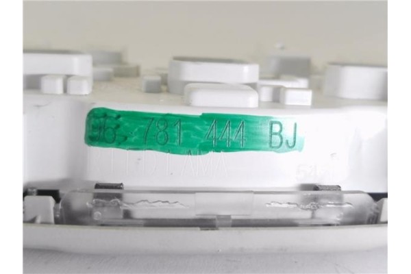 Recambio de luz trasero central techo para citroen c4 grand picasso/spacetourer 1.6 attraction referencia OEM IAM 96781444BJ  