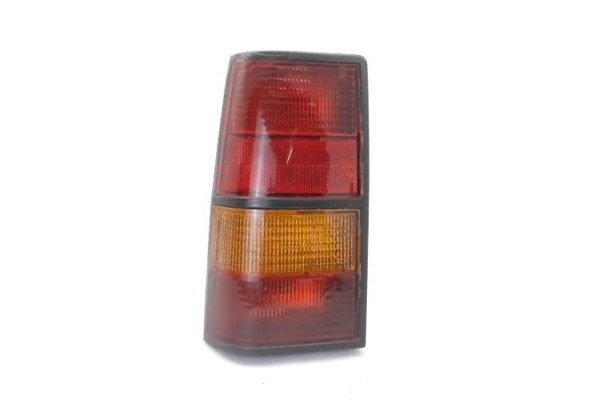 Recambio de piloto trasero izquierdo para opel corsa a 1.3 gl referencia OEM IAM 90010029  