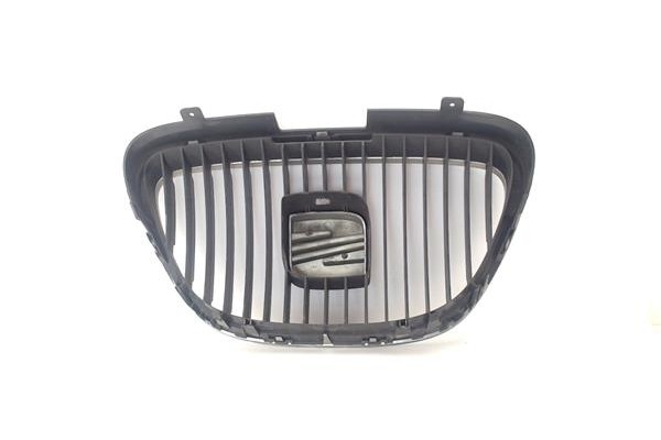 Recambio de rejilla capo para seat altea (5p1) 1.9 tdi referencia OEM IAM 5P0853654  