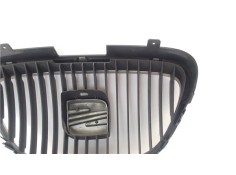 Recambio de rejilla capo para seat altea (5p1) 1.9 tdi referencia OEM IAM 5P0853654  