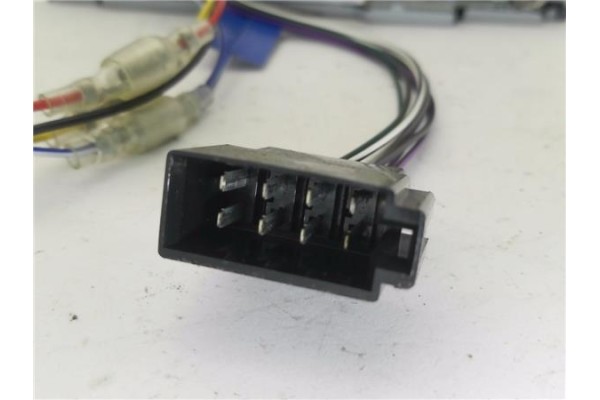 Recambio de autoradio para tata safari (42_fd) 2.1 referencia OEM IAM MVH390BT  