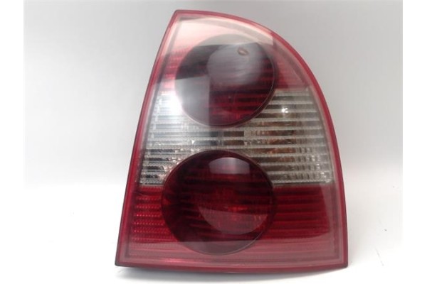 Recambio de piloto trasero derecho para volkswagen passat berlina (3b3) 1.9 tdi referencia OEM IAM 3B5945096AE 3B5827025AK 