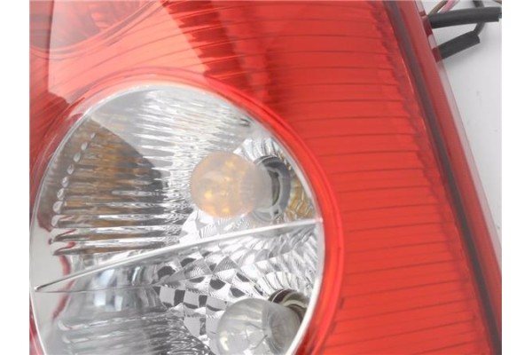 Recambio de piloto trasero derecho para tata safari (42_fd) 2.1 referencia OEM IAM 20020101R  