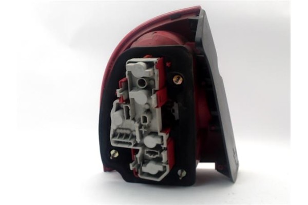 Recambio de piloto trasero derecho para volkswagen passat berlina (3b3) 1.9 tdi referencia OEM IAM 3B5945096AE 3B5827025AK 